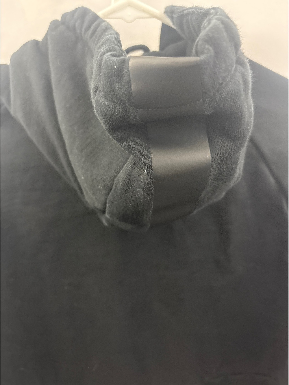 Cookies Intl. Men’s Black Hoodie with Front Logo and Zip Pockets, Size Small - Picture 7 of 7